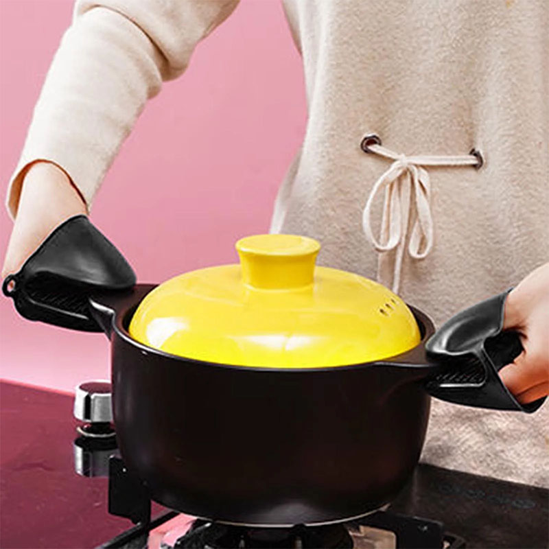 Silicone Heat Resistant Pinch  - Kitchen Baking Gloves recensione e prezzo