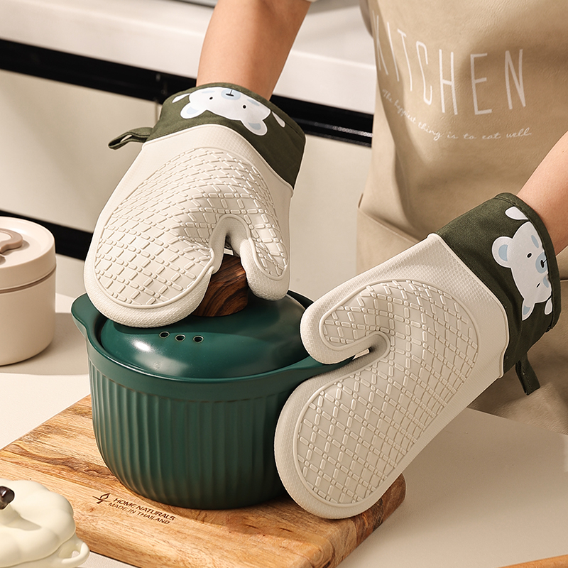 Silicone Heat Insulation Glove - Kitchen Baking Gloves recensione e prezzo