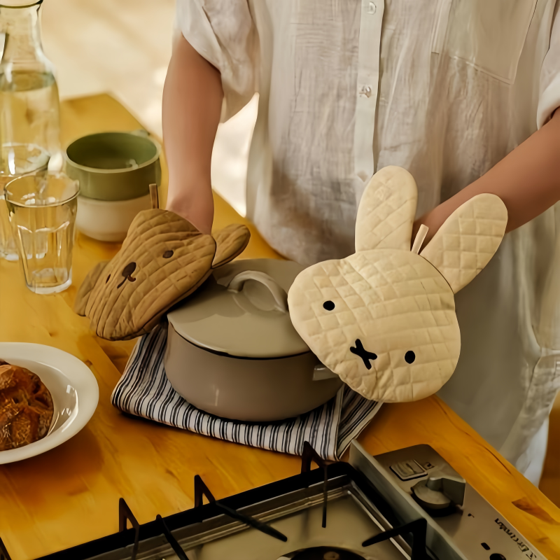 Kawaii Miffy Insulated Kitchen - Kitchen Baking Gloves recensione e prezzo